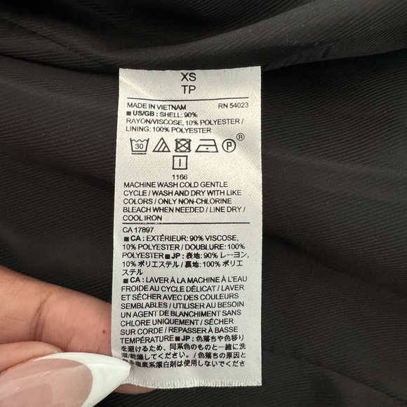 Black maxi trench coat with belt - Picture 6 of 7